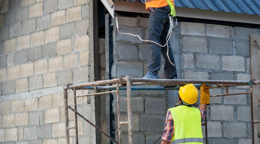 Expert Emergency Roof Repairs services in Bloomingdale, IL